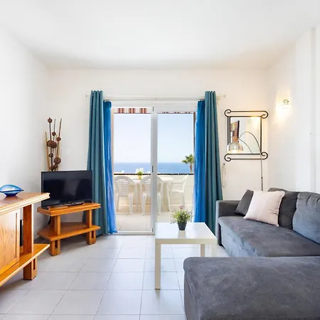 Sea & Pool View In Daire *
