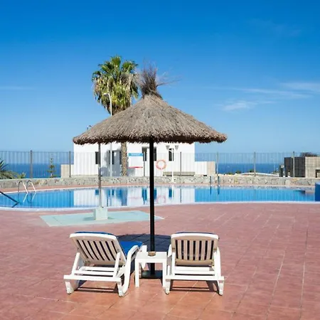 Lejlighed Sea & Pool View In *