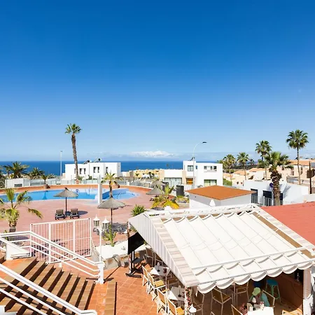 아파트 Sea & Pool View In