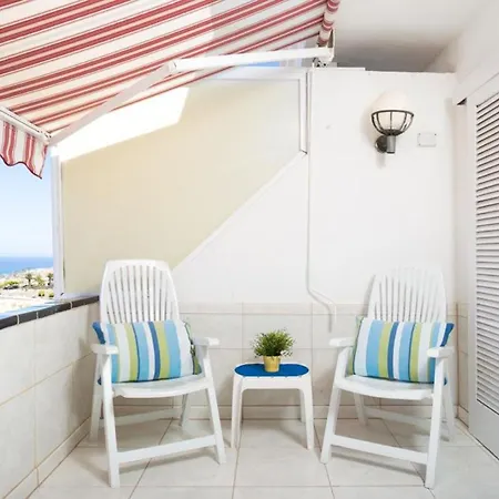 Sea & Pool View In *